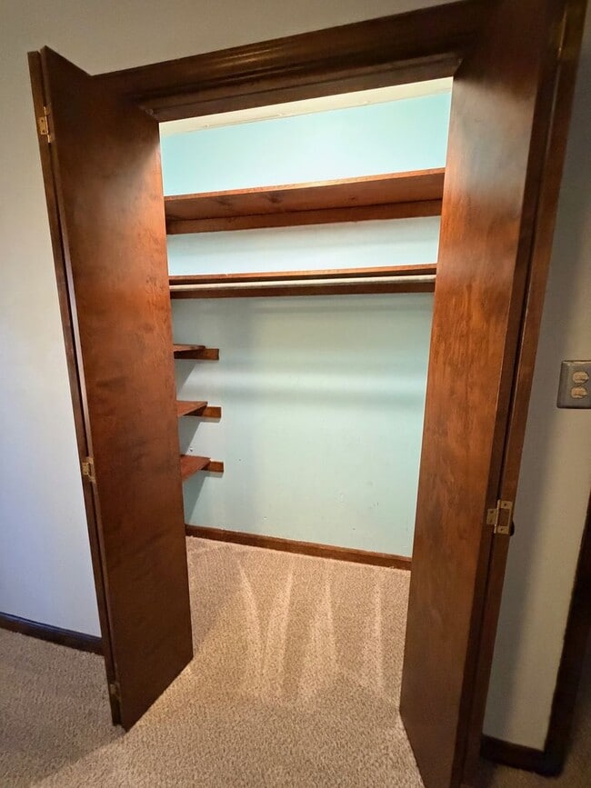 Building Photo - 103 Chestnut Ridge