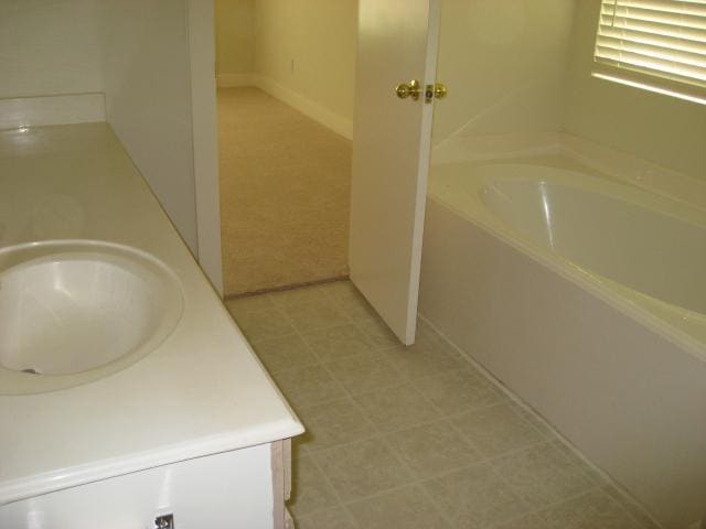 Building Photo - 15835 W Park Ct