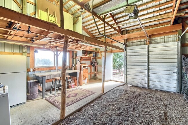 Building Photo - 14783 S Wandcrest Dr