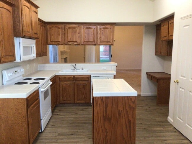 Building Photo - 1138 E Royal Dornoch Ave