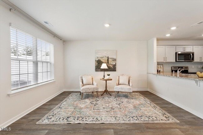 Building Photo - 96 March Crk Dr