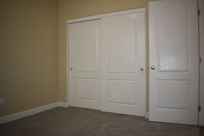 Building Photo - 2312 Petruchio Way