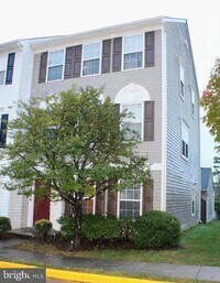 Building Photo - 22909 Regent Terrace