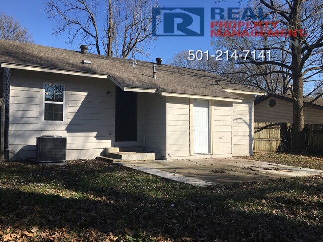 Building Photo - 134 Lonsdale Cir