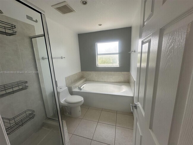 Building Photo - 22130 SW 89th Ct