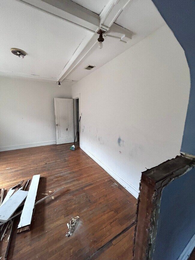 Building Photo - 5124 Northland Ave