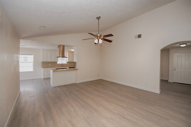 Building Photo - 11406 Sagewind Dr