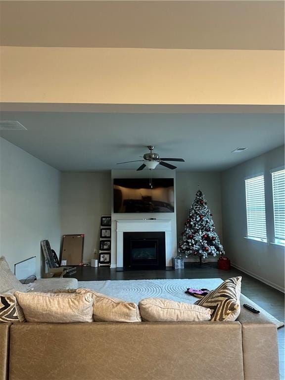 Building Photo - 7226 Gladstone Cir