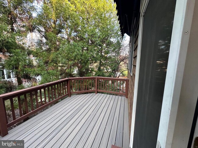Building Photo - 5509 Thornbush Ct