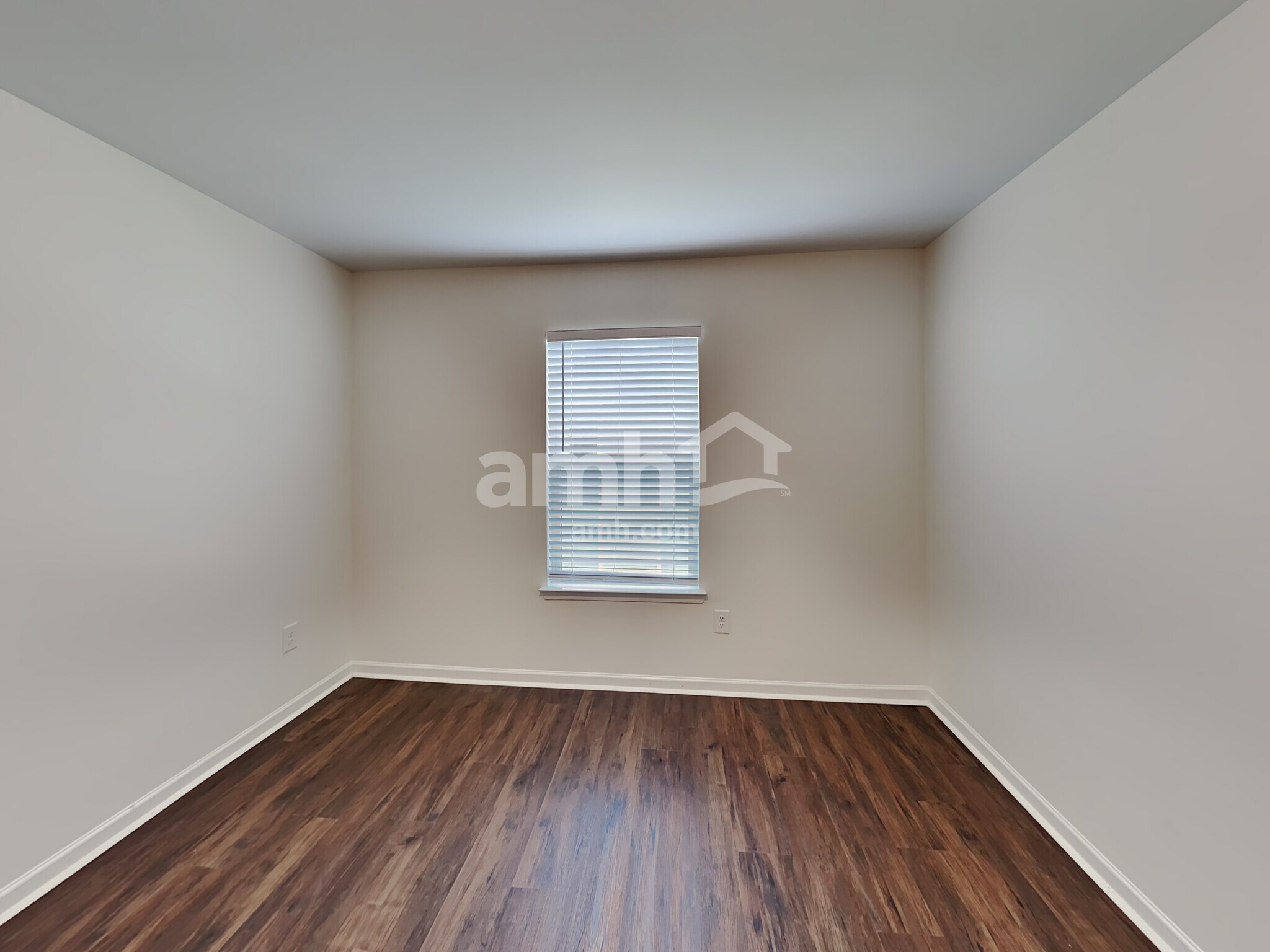Building Photo - 731 Hot Springs Trail