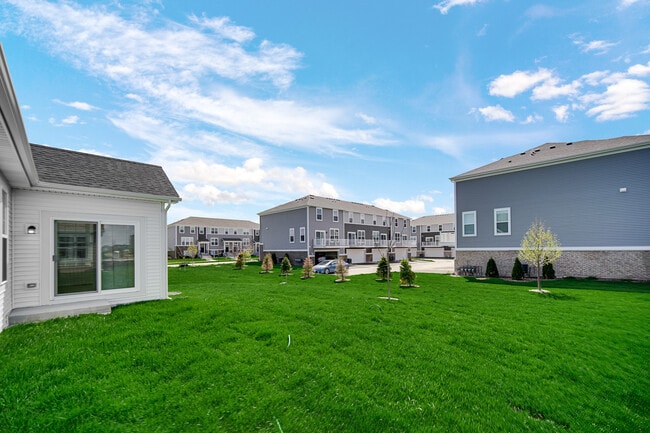 Building Photo - 14905 McCarthy Cir