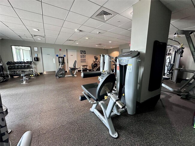 Building Photo - 2275 Biscayne Blvd Blvd