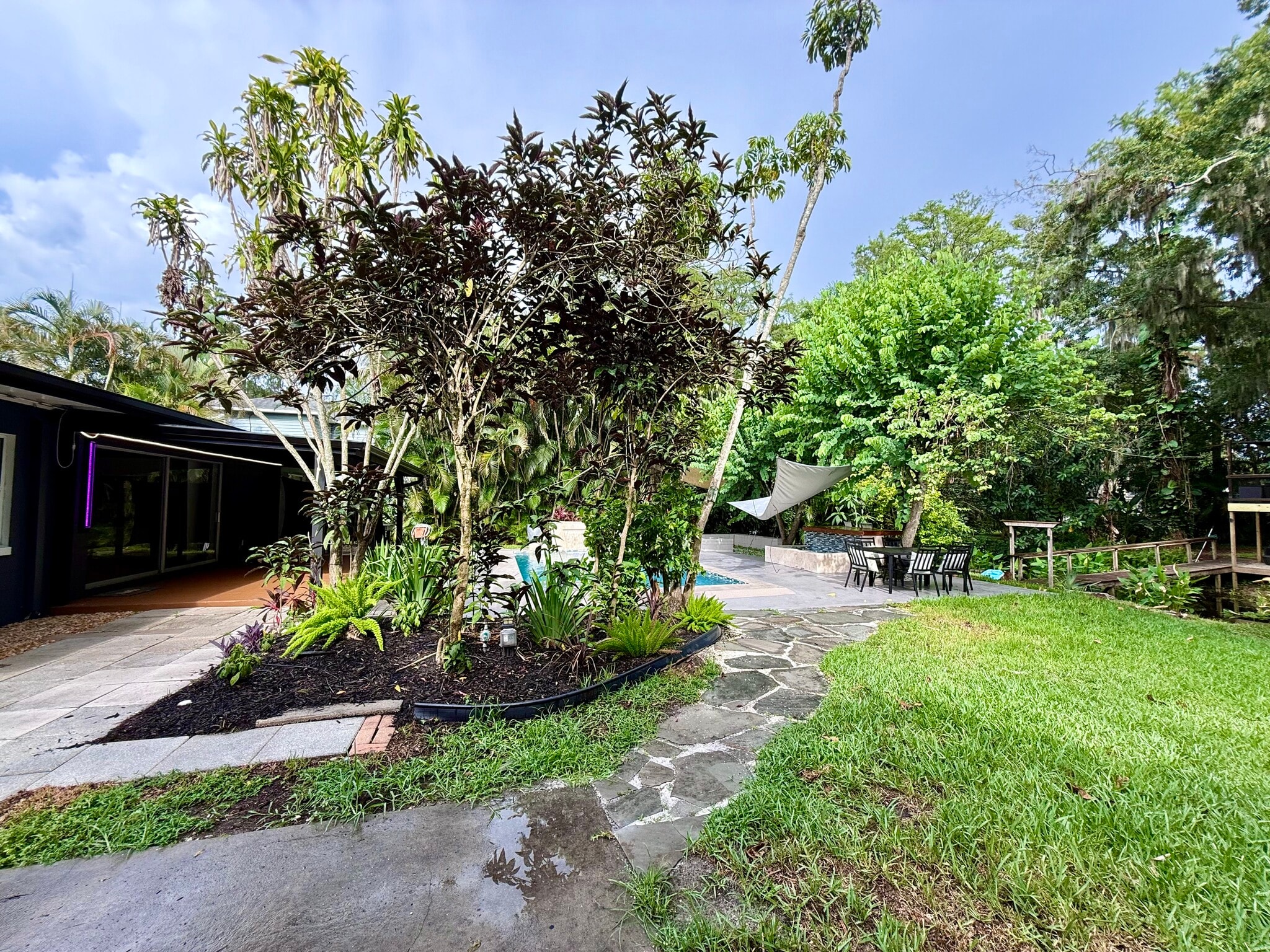 Building Photo - 414 Bywater Dr