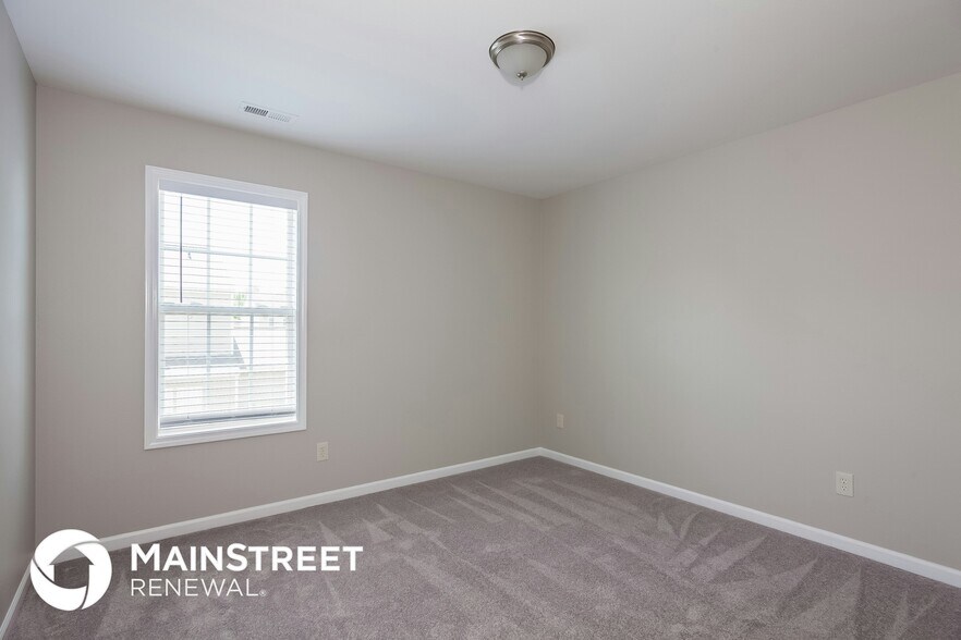 Building Photo - 8618 Sawleaf Ct