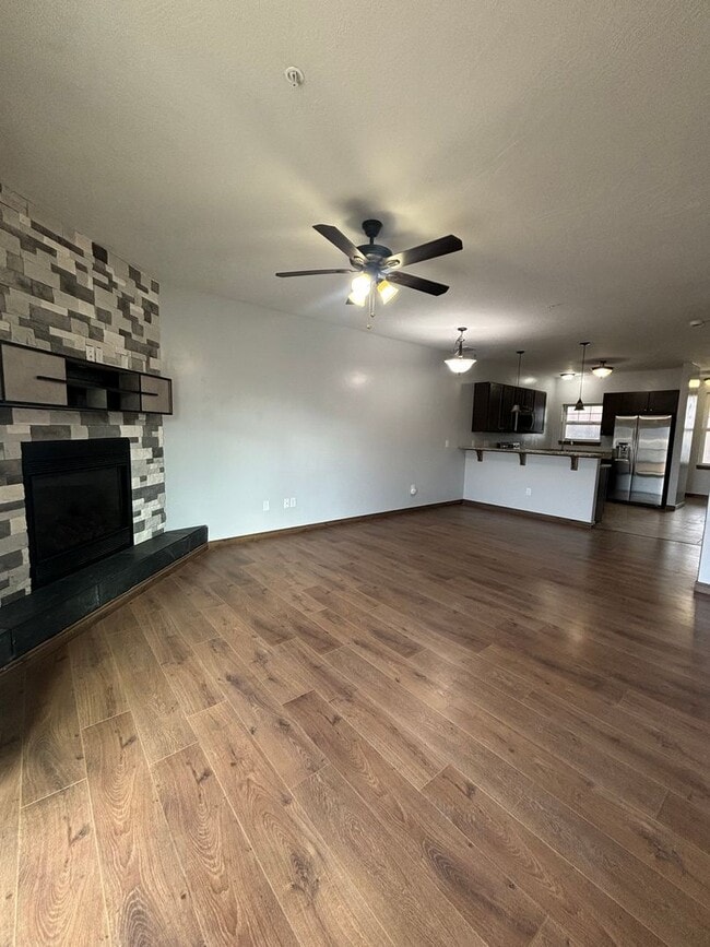 Building Photo - 2 Bedroom 2 Bathroom Condo