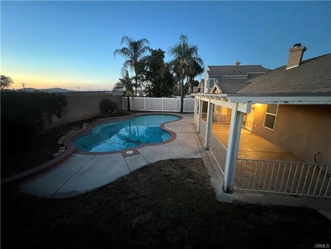 Building Photo - Stunning Pool Home in Menifee with Three-C...