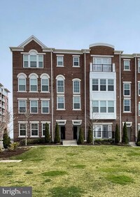 Building Photo - 2934 Finsbury Pl