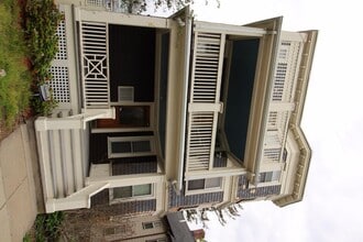 Building Photo - 12 Becket St