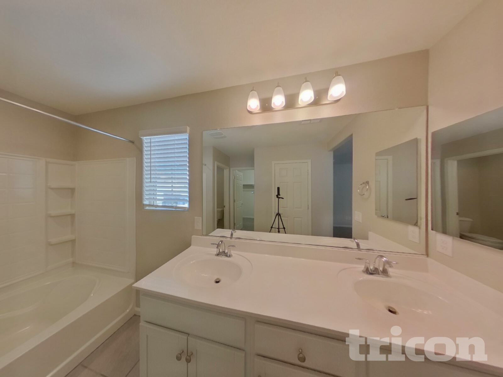 Building Photo - 8606 E Peralta Ave