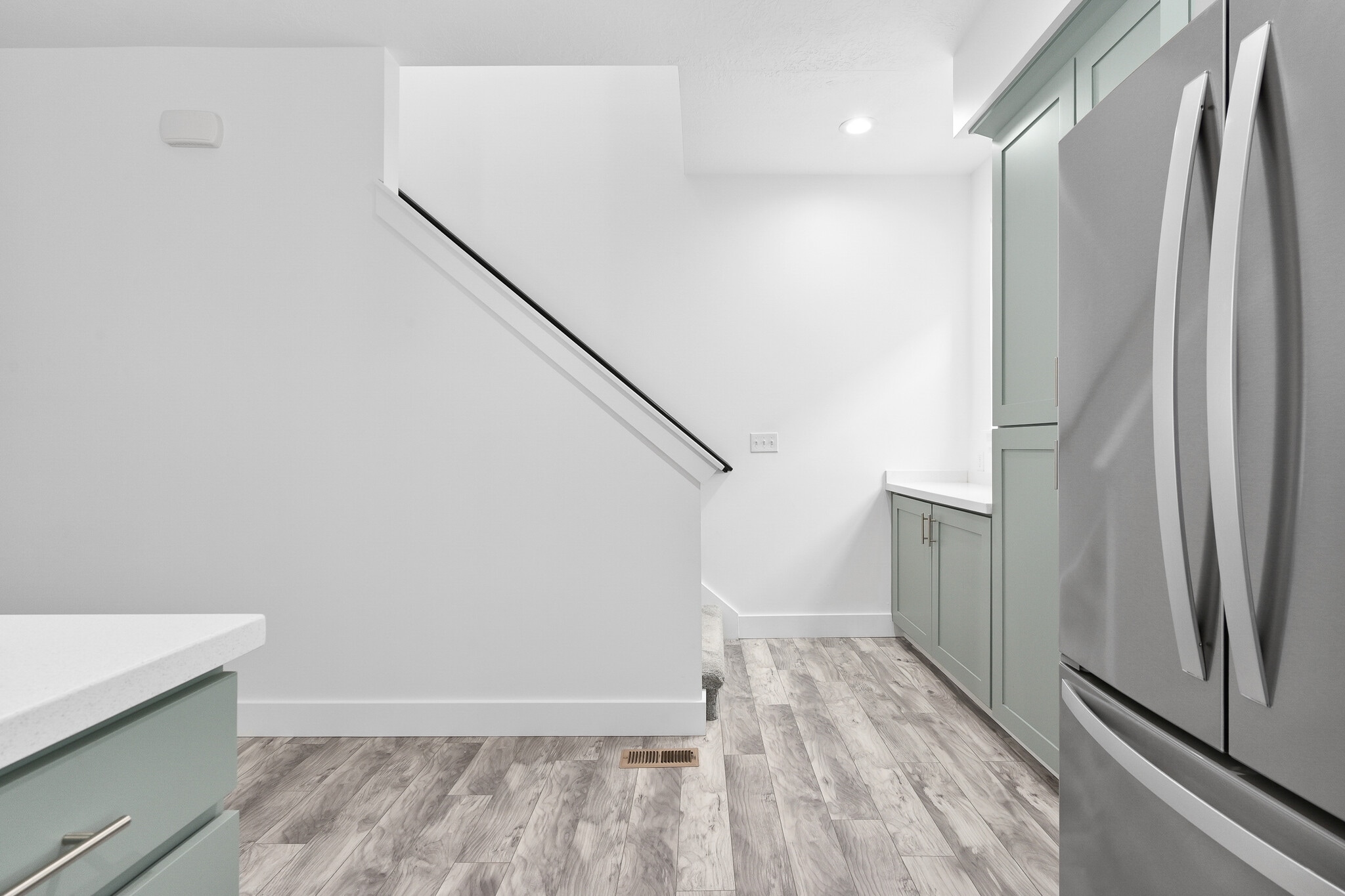 Building Photo - 315 W Reed Ave