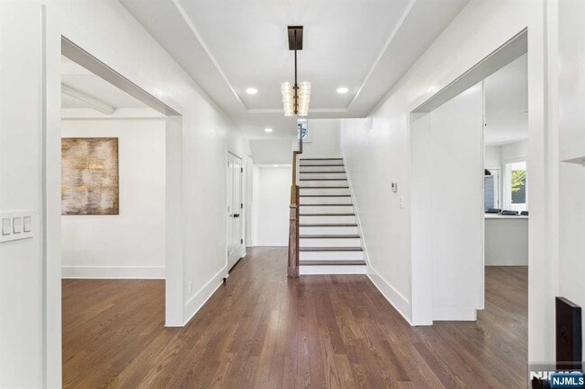 Building Photo - 648 East St