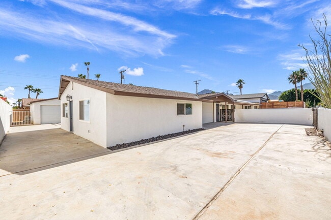 Building Photo - 51480 Avenida Obregon