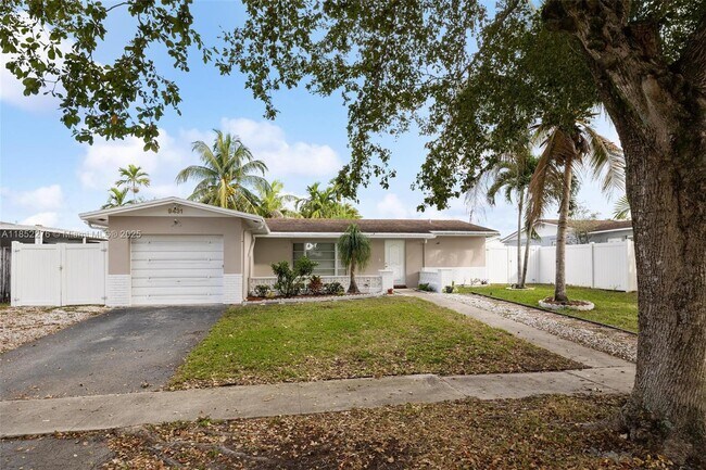 Building Photo - 9431 NW 23rd St