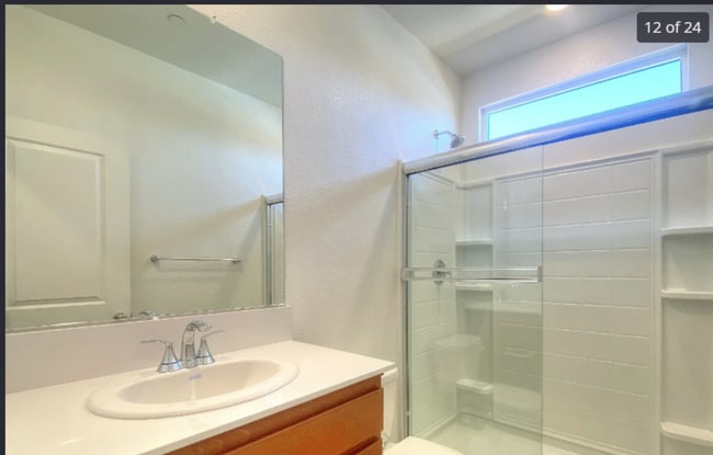 Building Photo - 917 Somerset Way