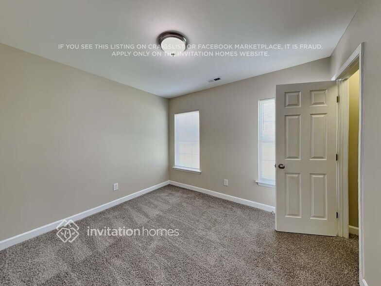 Building Photo - 577 Rolling Meadows Dr
