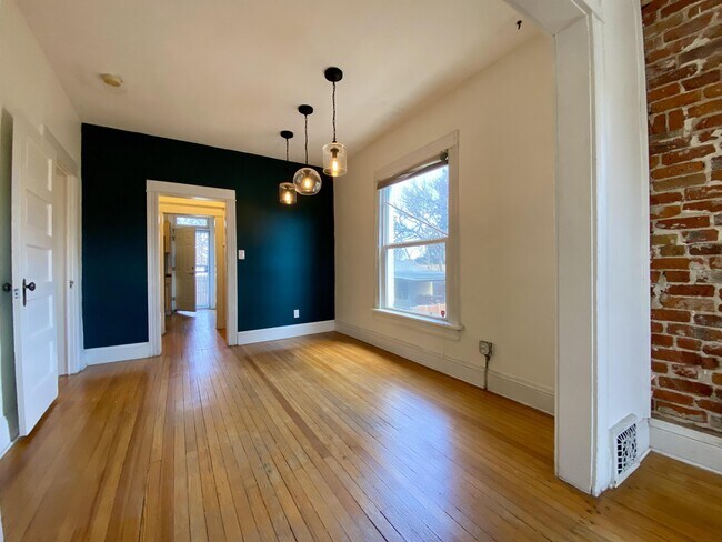 Building Photo - 2965 W Denver Pl