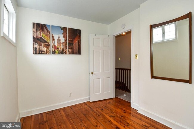 Building Photo - 1412 27th St NW