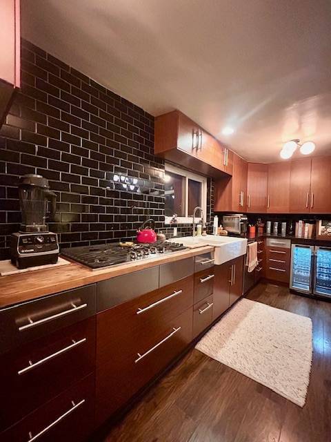 Building Photo - 2600 Forest Park Dr