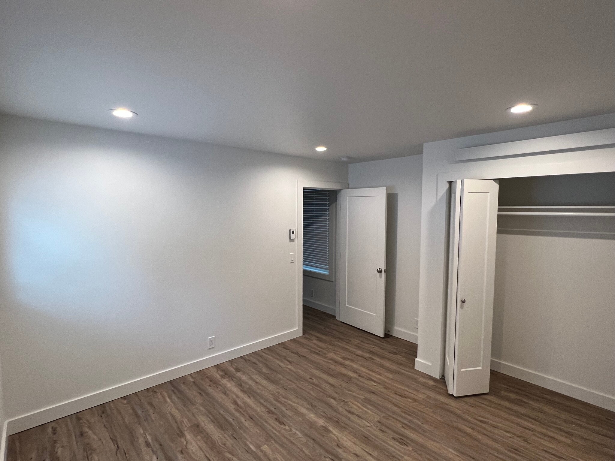 Building Photo - 616 E Myrtle St