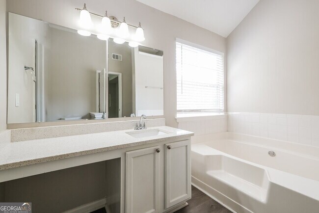 Building Photo - 4410 Reserve Hill Crossing