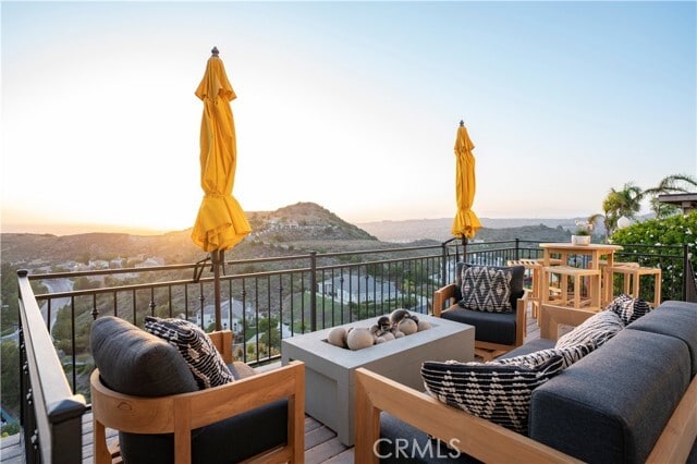 Building Photo - 6206 E Cliffway Dr