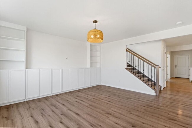 Building Photo - Modern 2-Story Home Near Peterson & Schrie...