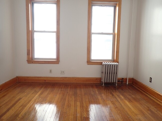 Building Photo - 1022 Carroll St
