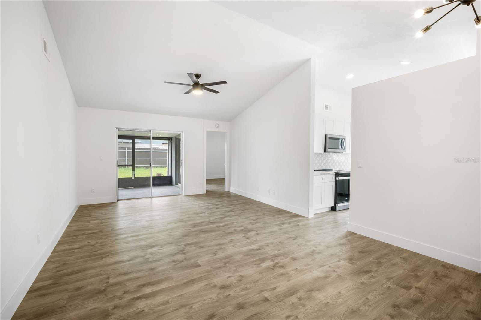Building Photo - 1814 Tarah Trace Dr