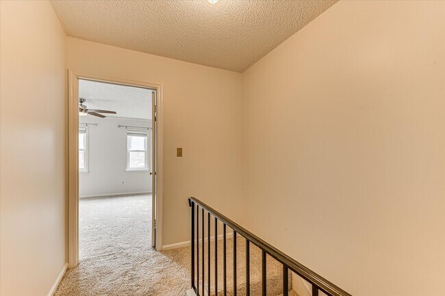 Building Photo - 407 Folkstone Cir
