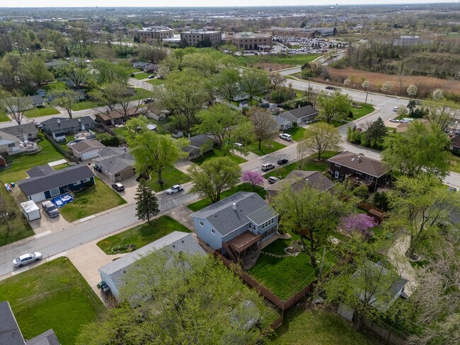 Building Photo - 15222 Huntington Ct