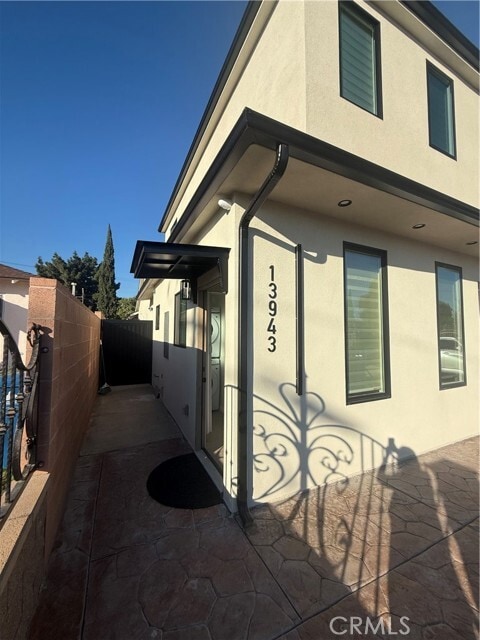 Building Photo - 13939 Leadwell St