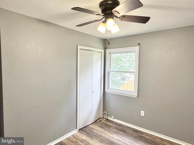 Building Photo - 814 Sledgehammer Dr