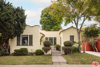 Building Photo - 1710 Glyndon Ave