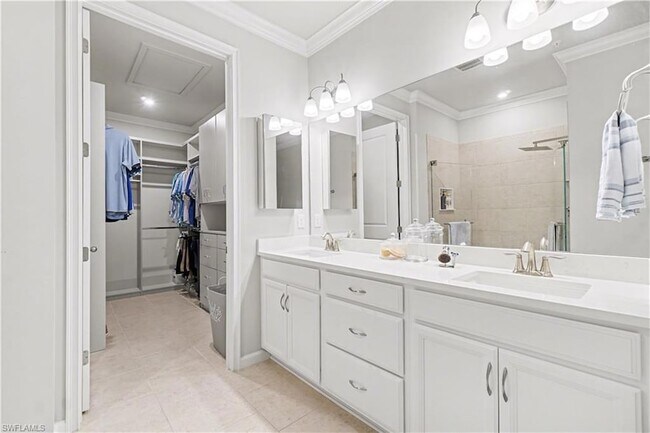 Building Photo - 4558 Arboretum Cir