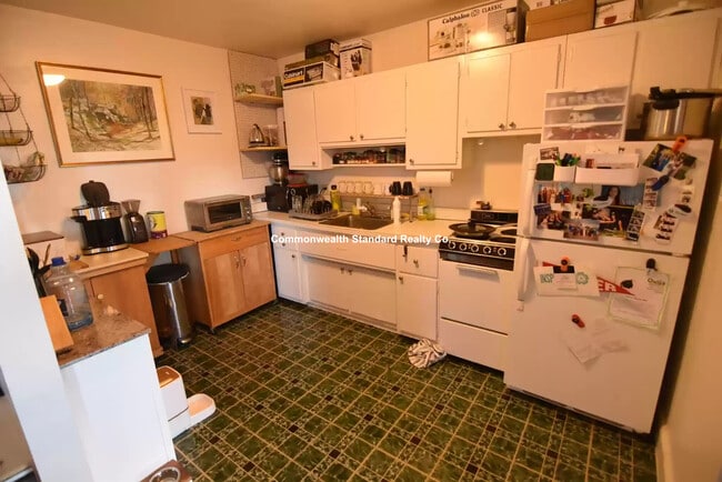 Building Photo - 199 Winthrop Rd