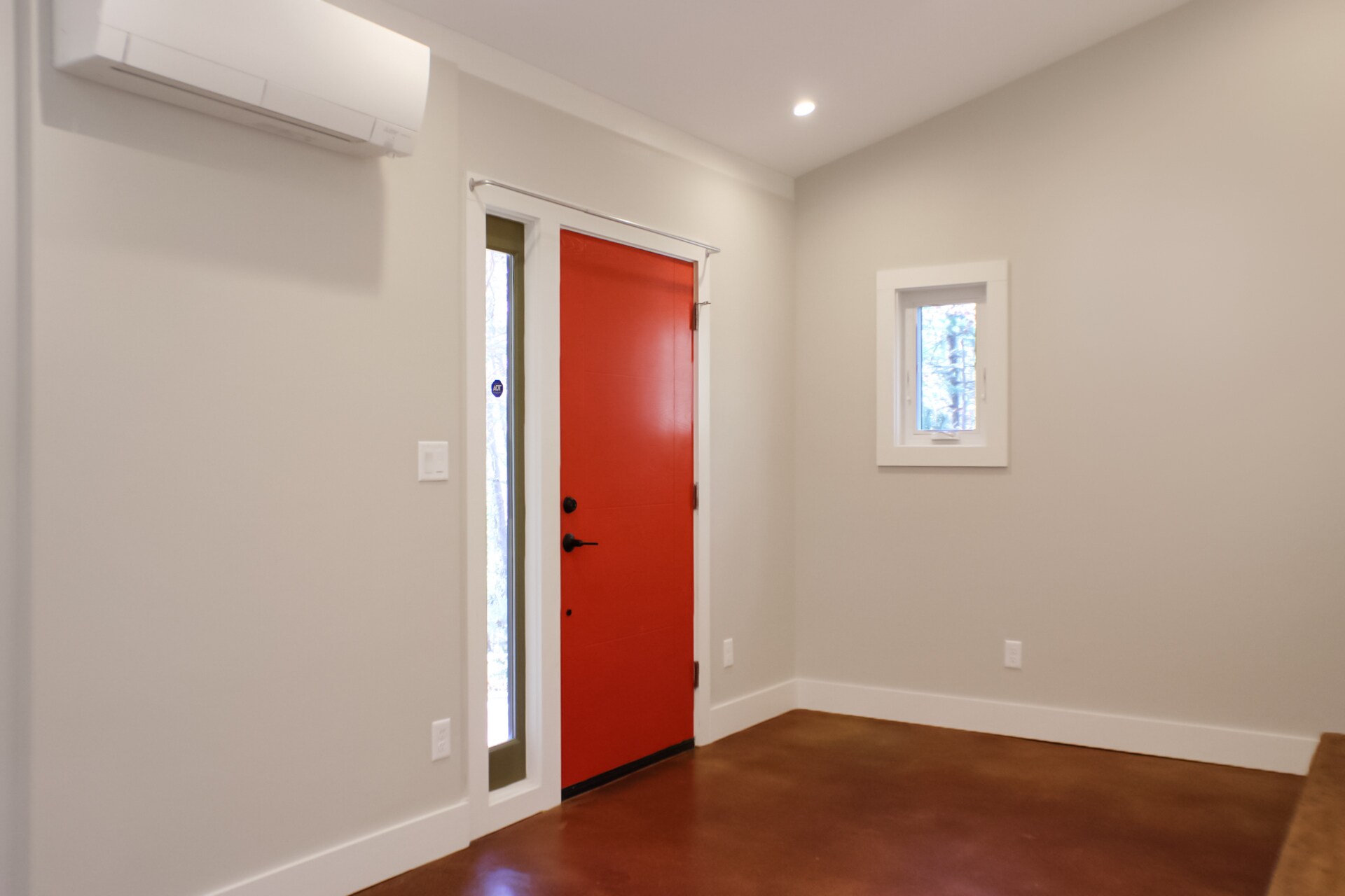 Building Photo - 21 Woodbury Rd