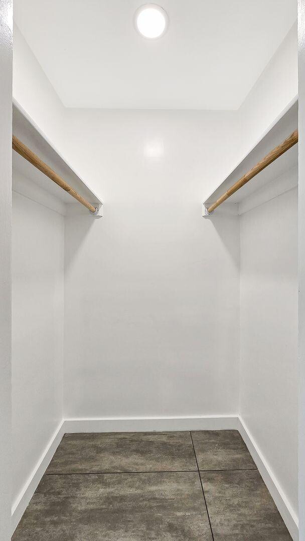 Building Photo - 1216 E Desert Park Ln