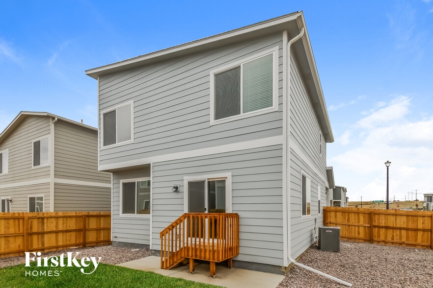 Building Photo - 11179 Murrelet Dr