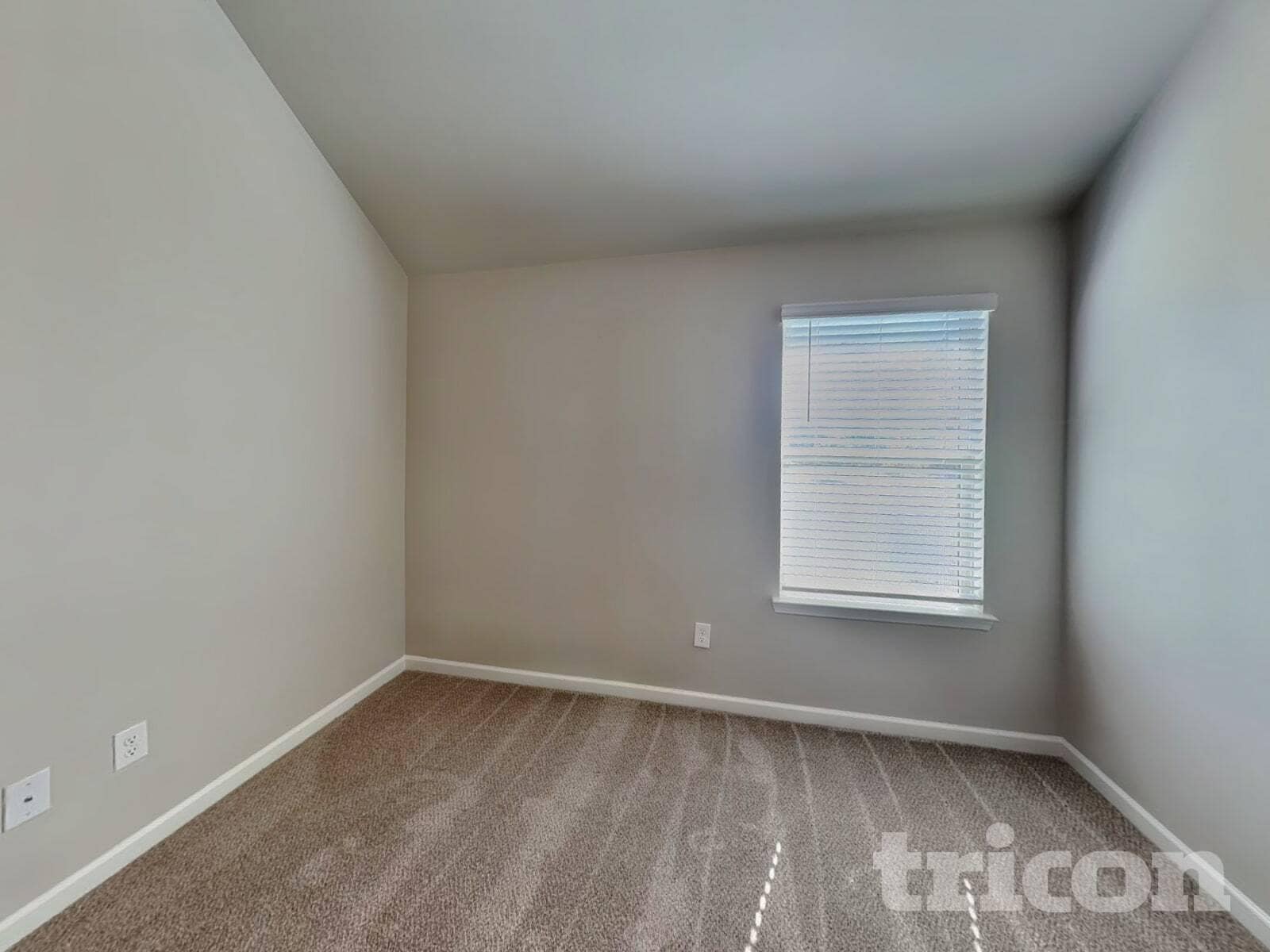 Building Photo - 68 Shenandoah Dr