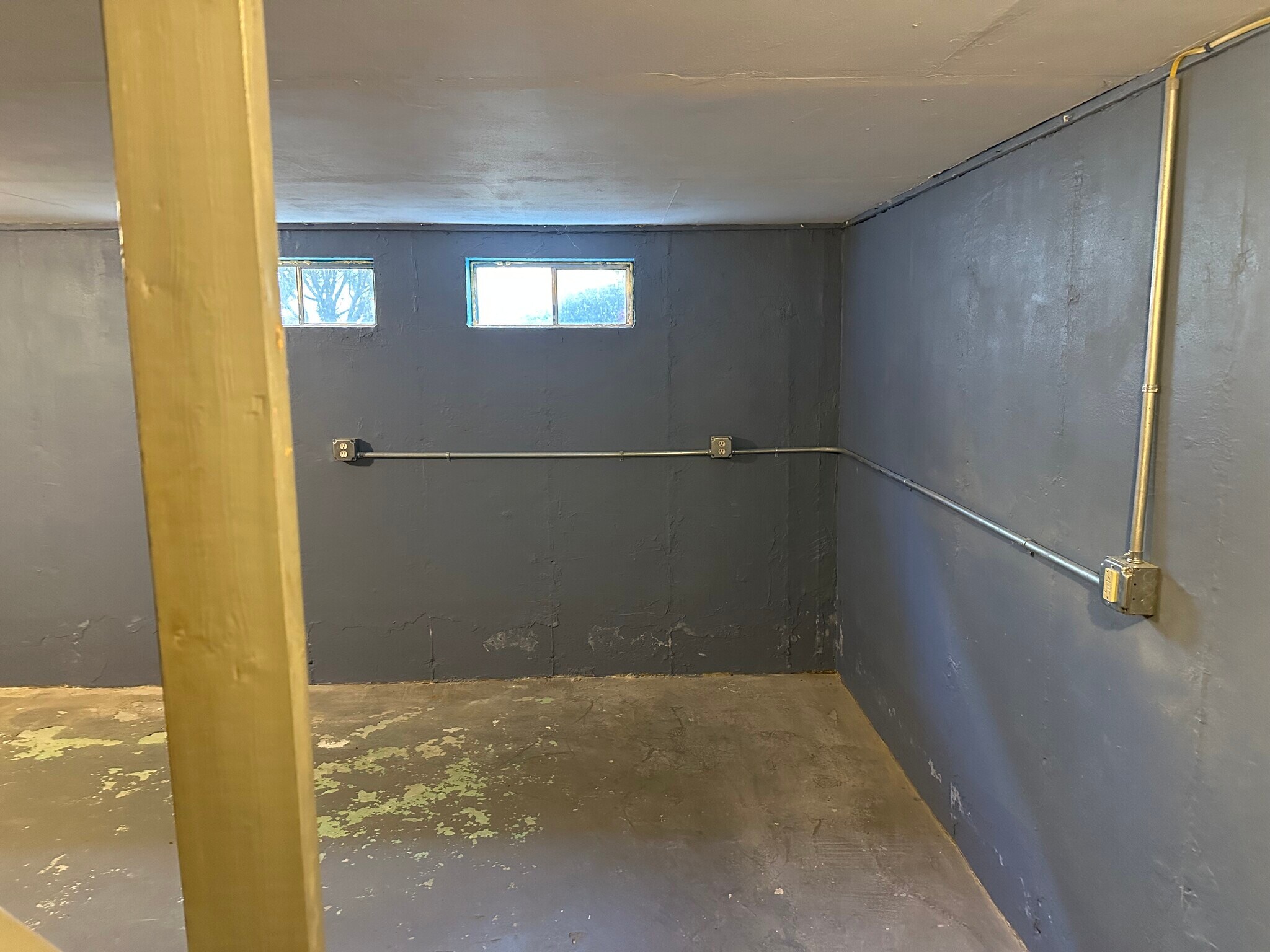 Building Photo - 121 New Britain Ave